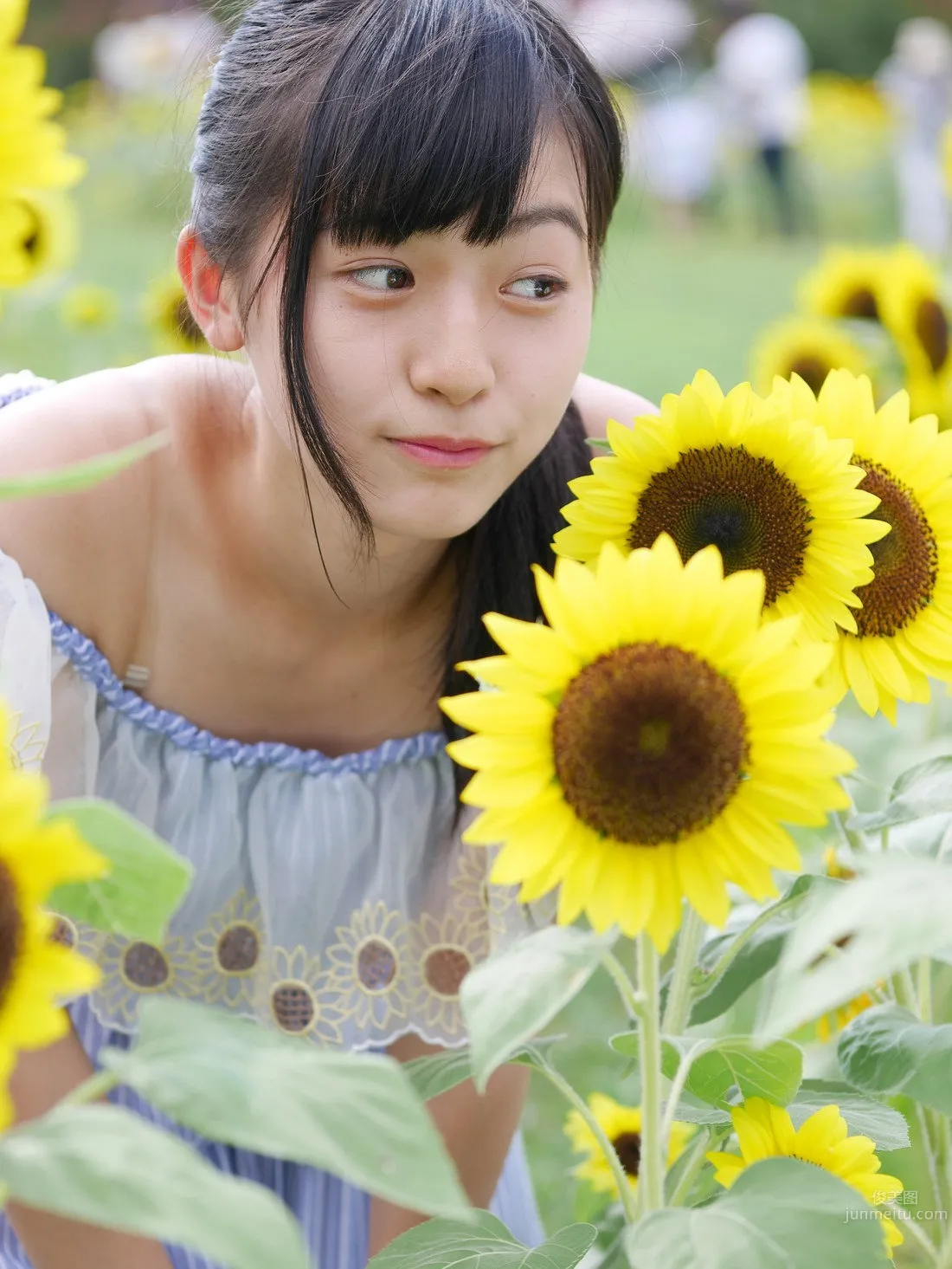 Akane Suzuki, Super Pure Outdoor Photos photo 6