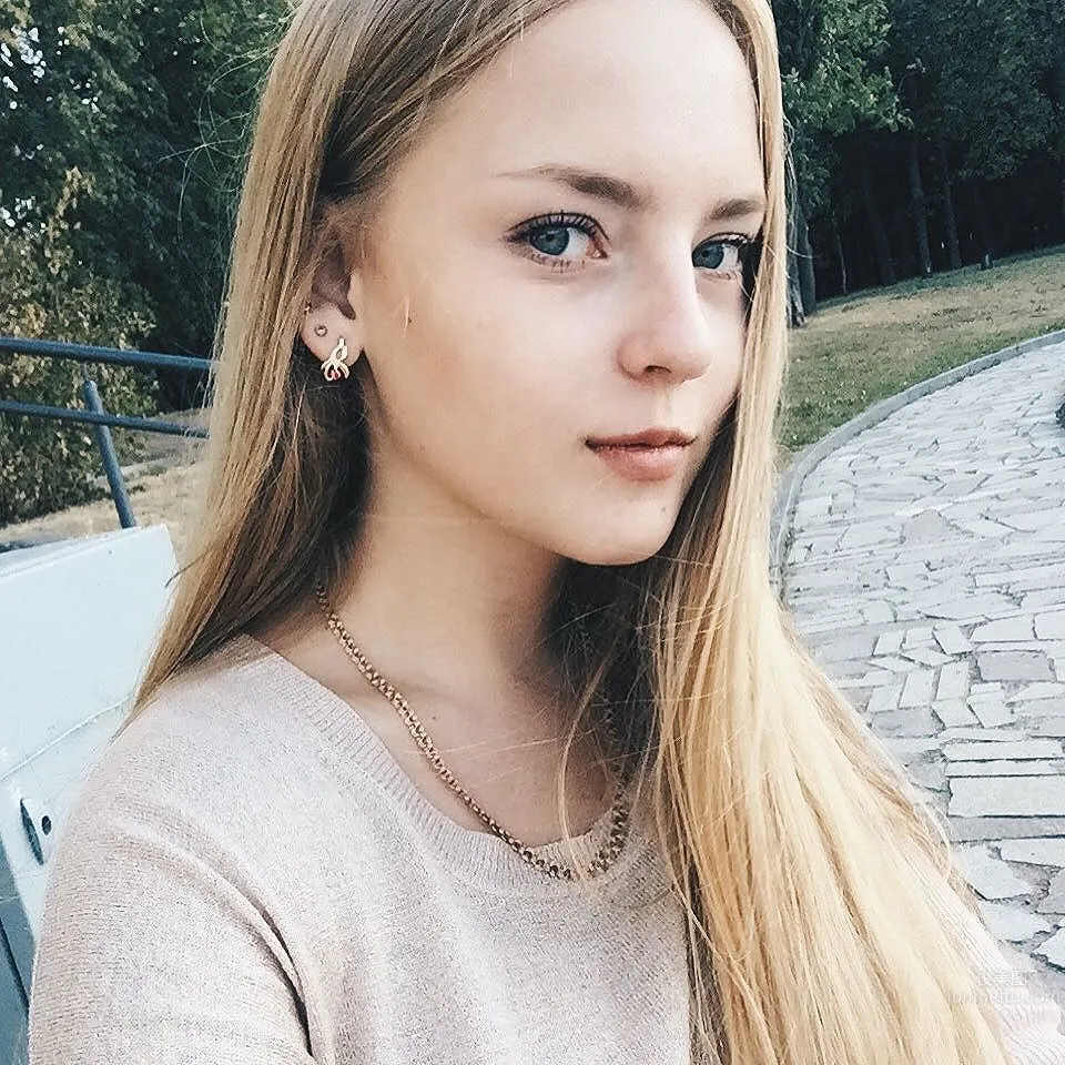 Oksana Neveselaya- 全球最性感數學老師海量私房照 16