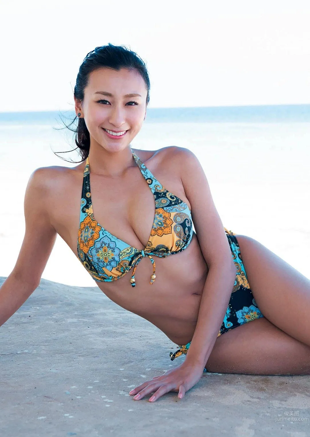 Mai Asada: BODY photo 5