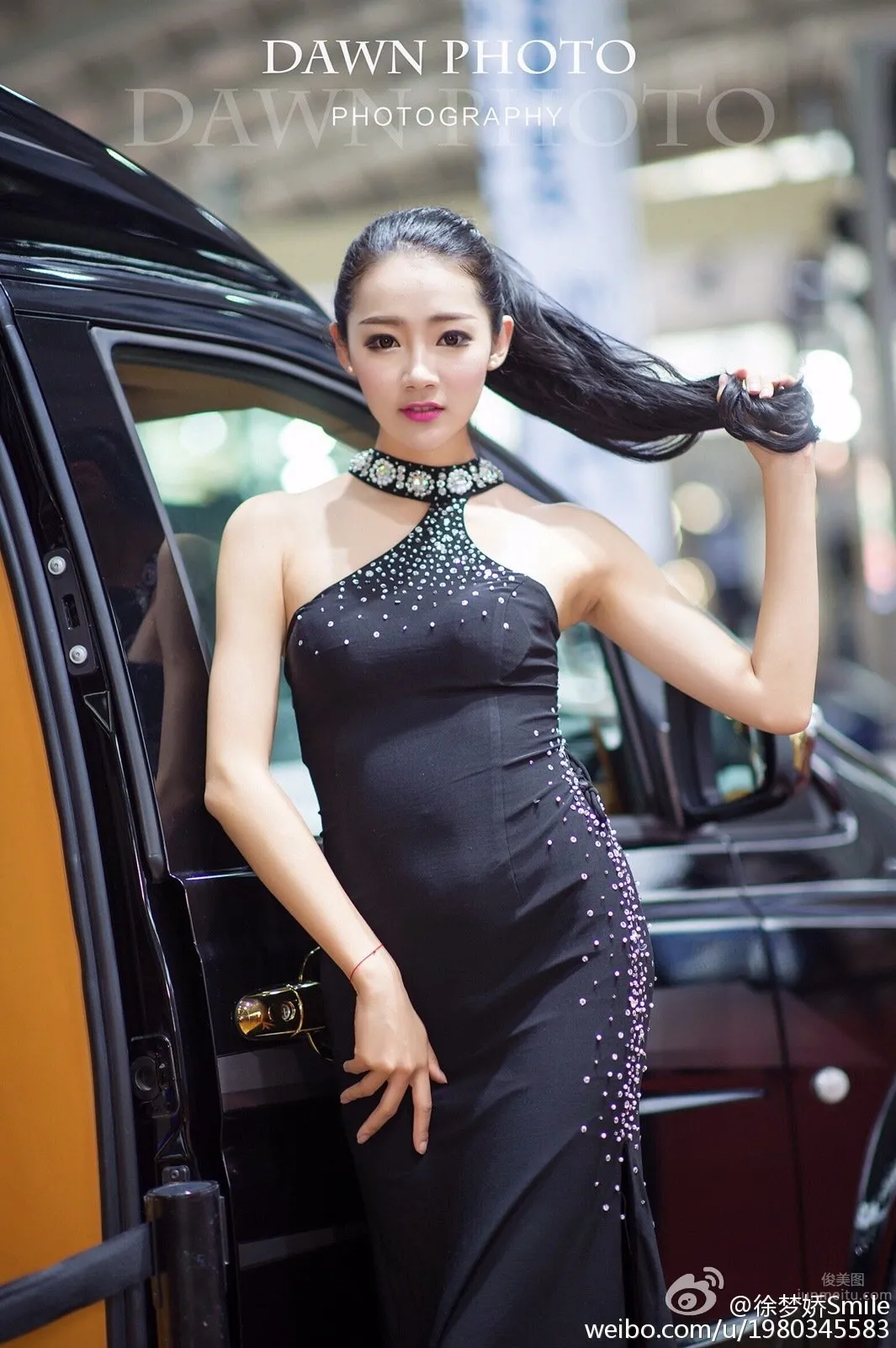 Xu Mengjiao Smile, Fashionable and Beautiful Car Model photo 15