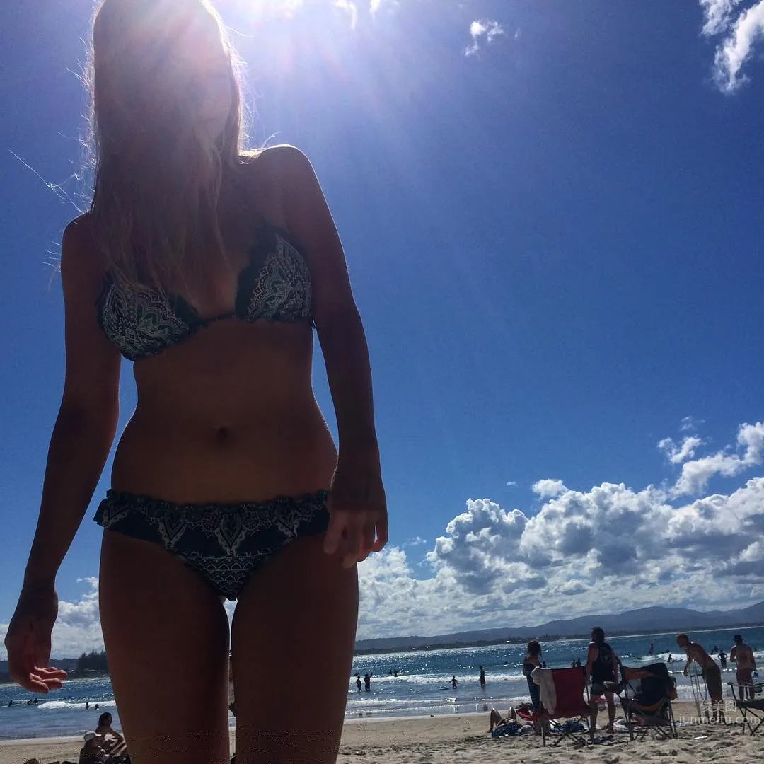Rosie Bell, the Australian Amateur Who Stunned Netizens photo 50