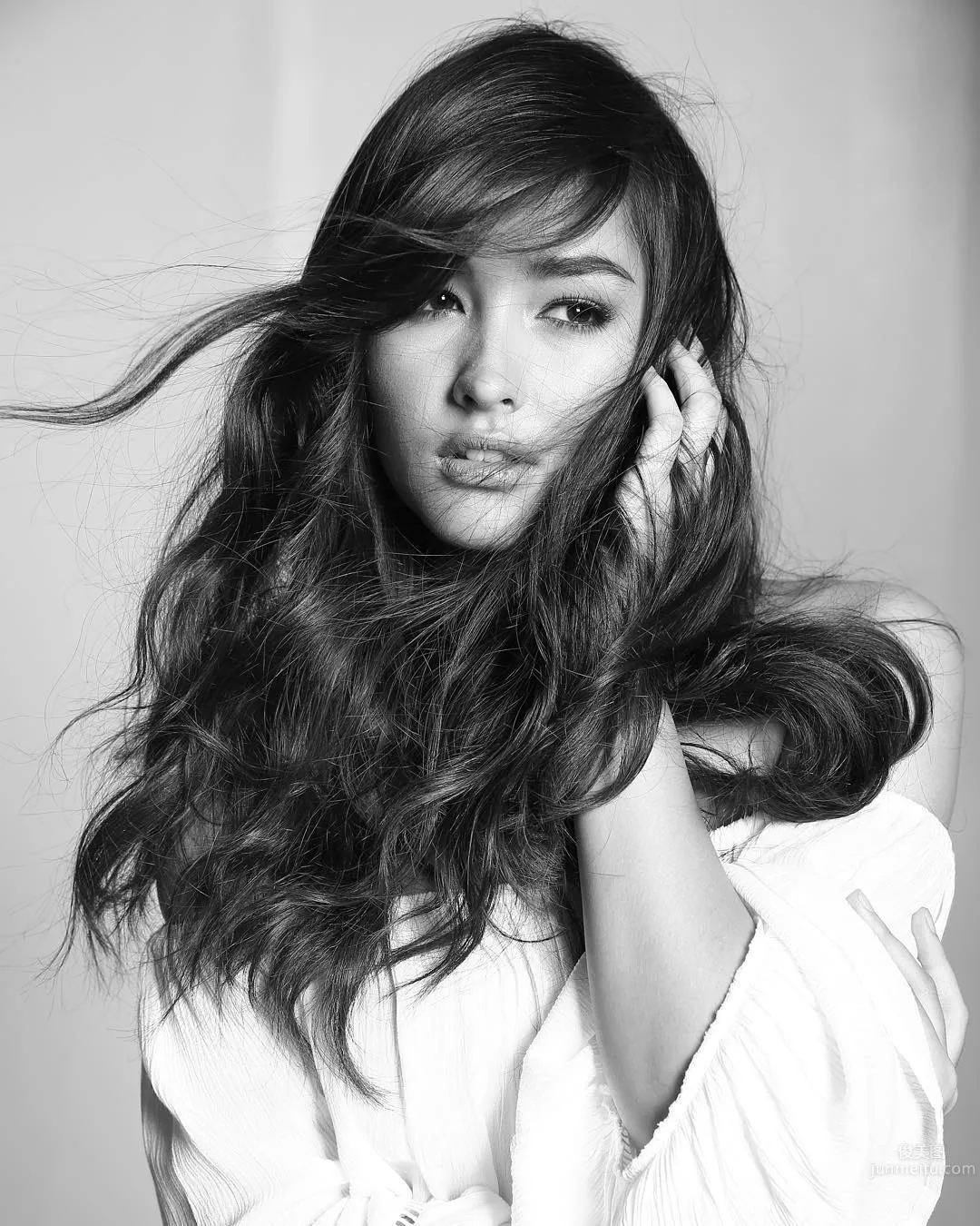Liza Soberano- 全球最美臉蛋的菲美混血模特 10
