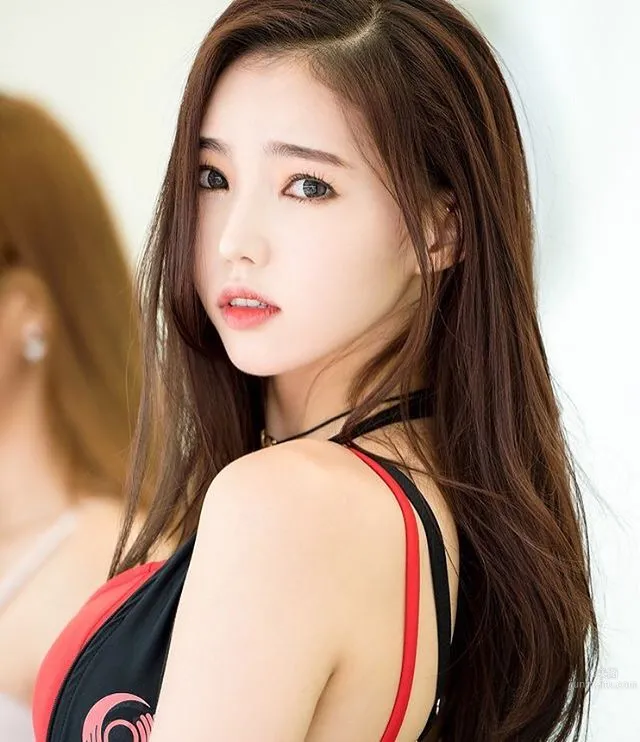 Kim Bora: KimBora photo 6