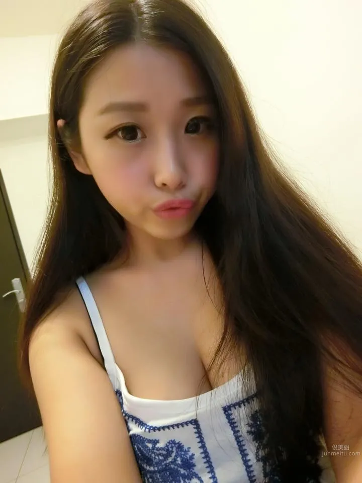 陳易萱- 小隻馬十足的台妹 20