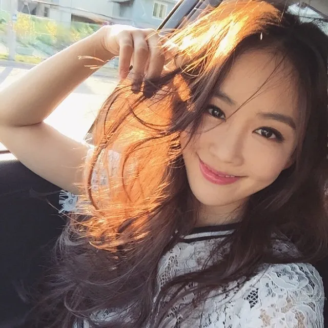Miss Sohn, Korean Popular Fashion Blogger Private Shoot photo 30