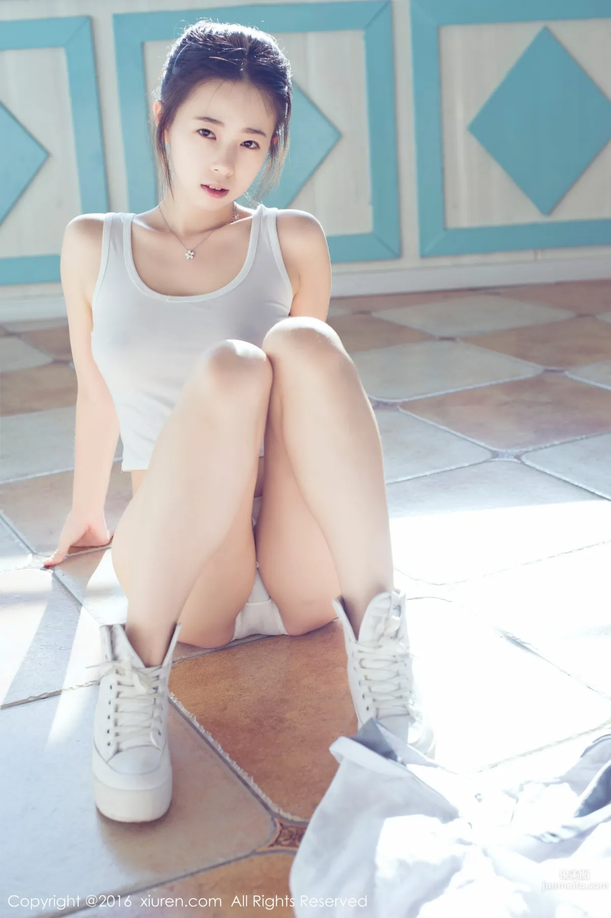 XiuRen photo 24