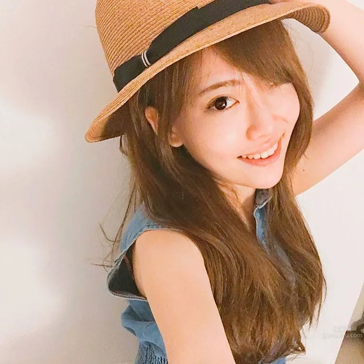 Xiaoxier Angel - Fresh and Pure Live Streamer, Charming Big Eyes That Enchant photo 11
