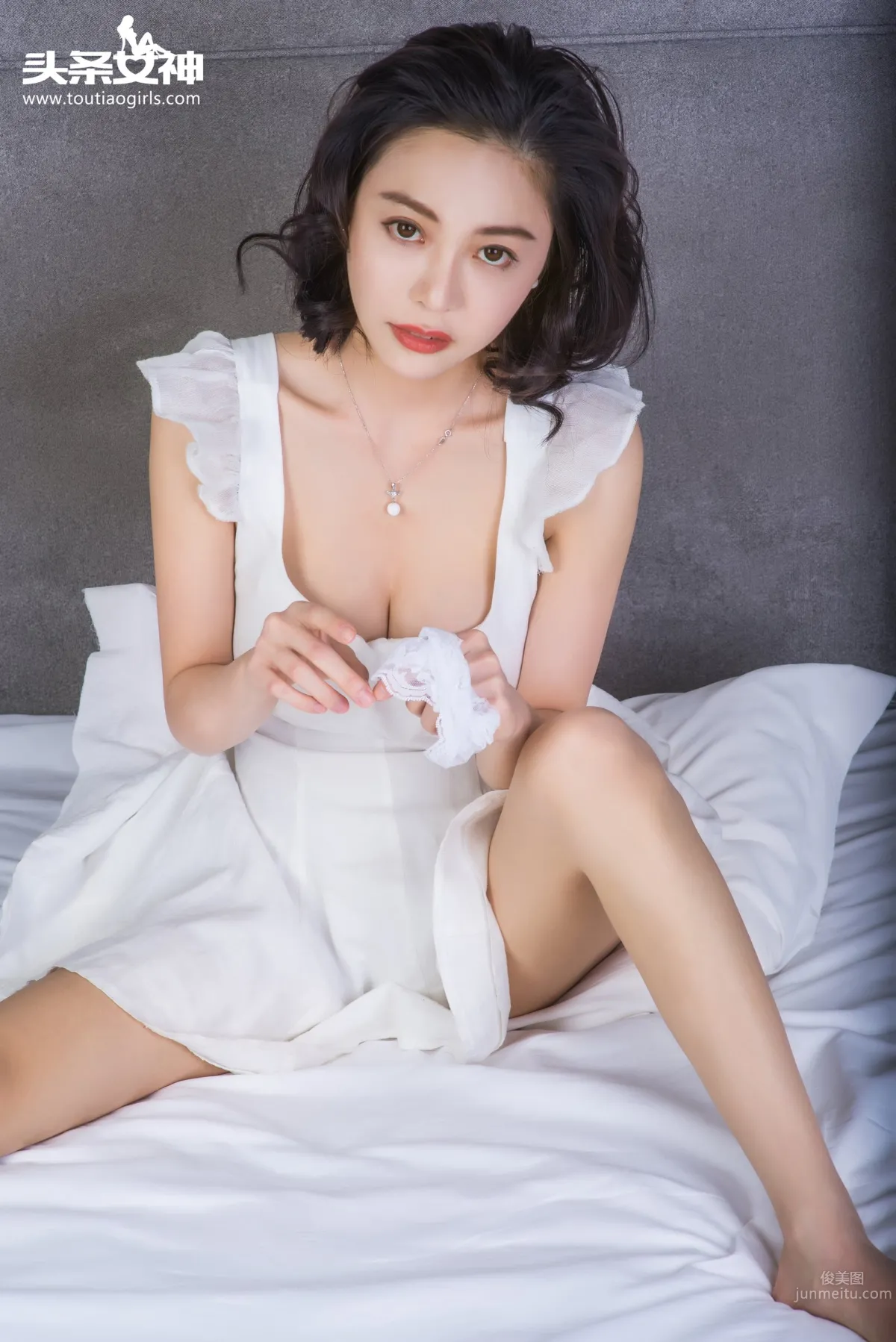小爱- [TouTiao头条女神] 2016-12-10 敏感新妻_7