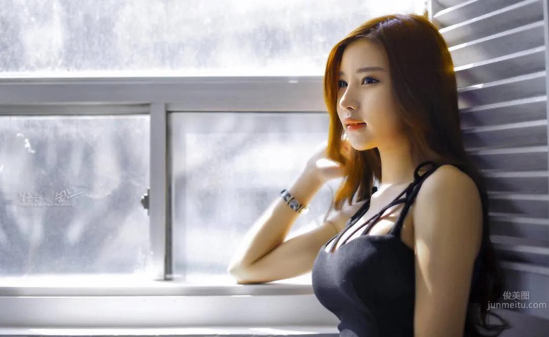 Yoanjii, Korean Beauty with Curves Who Charges Money photo 29
