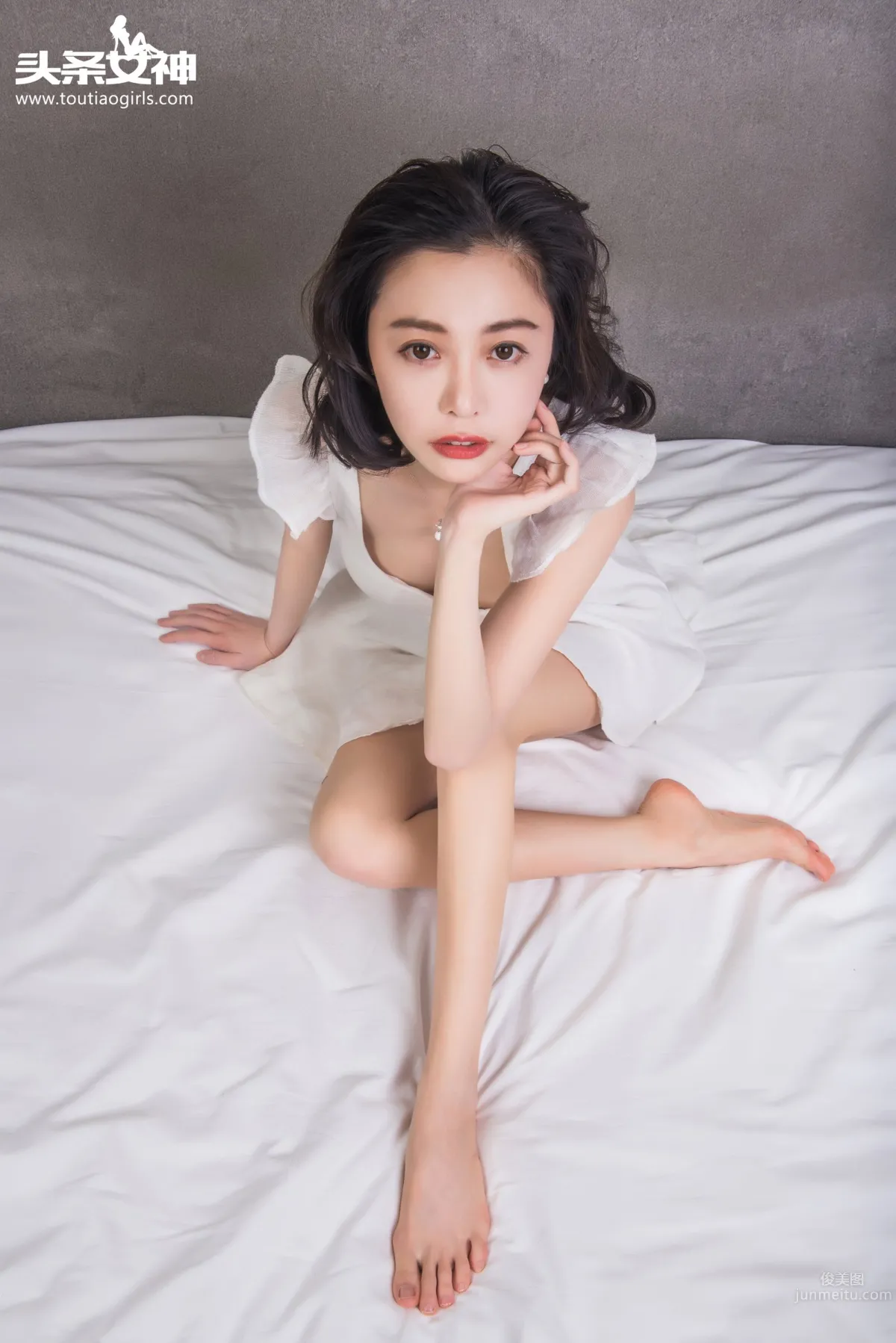 小爱- [TouTiao头条女神] 2016-12-10 敏感新妻_14