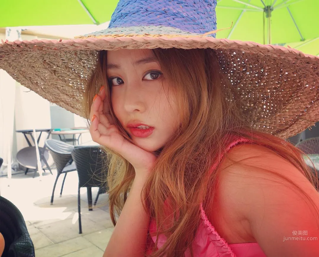 Miss Sohn, Korean Popular Fashion Blogger Private Shoot photo 20