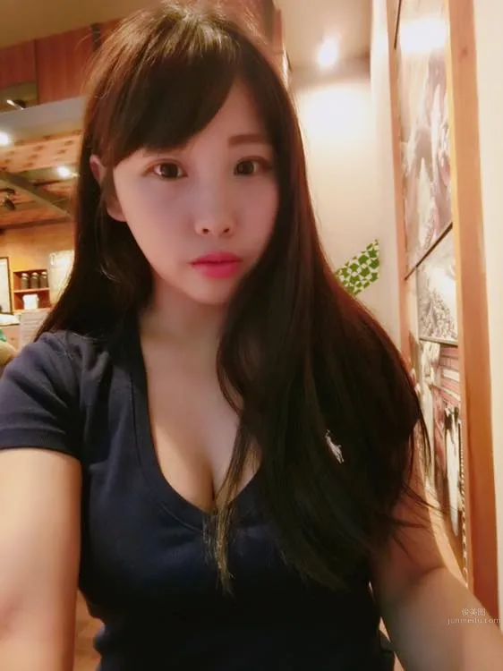 陳易萱- 小隻馬十足的台妹 12