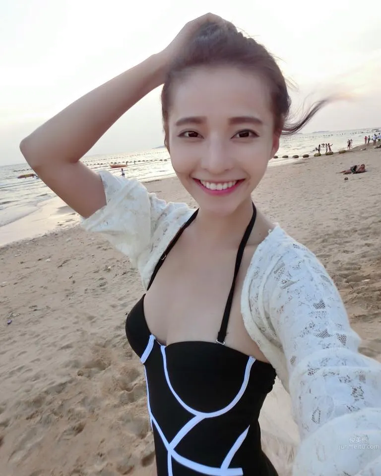 Agnes Lim - Malaysian Beauty Fresh Selfie photo 6