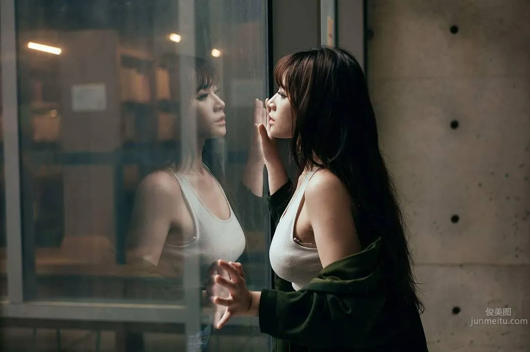 陈歕- 充满忧伤感的妹子私房照_12
