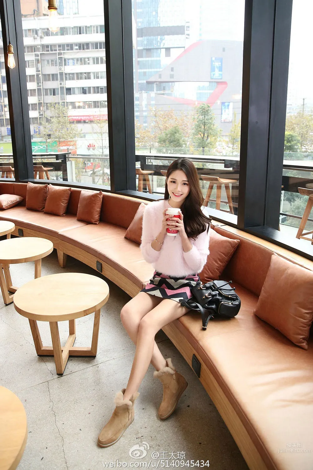 Wang Taiqiong - Chongqing Car Model Beautiful Private Shoot photo 12