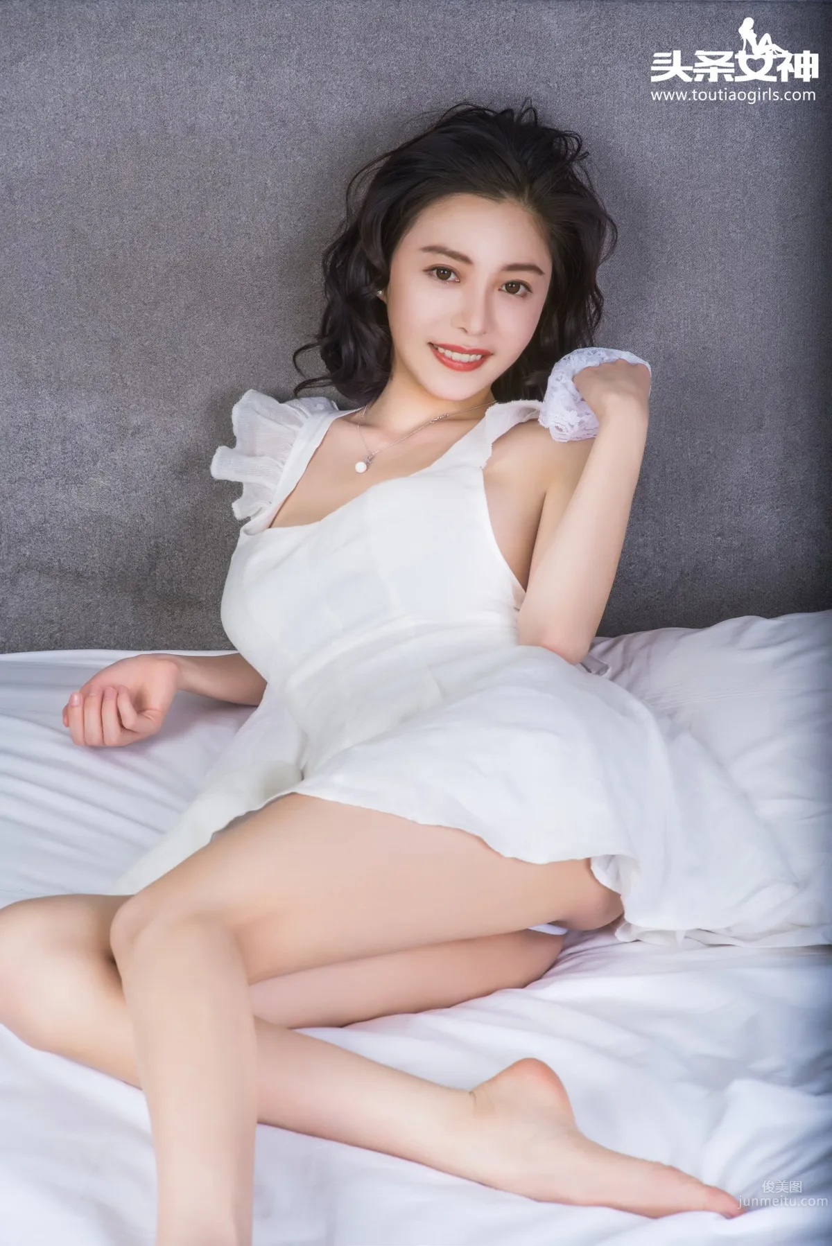 Xiao Ai, [TouTiao Goddess] 2016-12-10 Sensitive New Wife photo 9