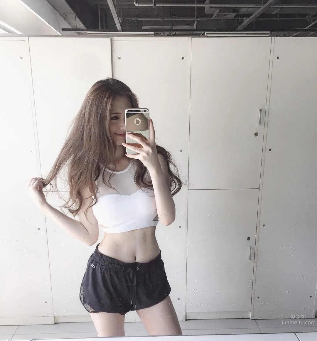 Zhang Kailing - Elegant Goddess Bikini Latest Photos photo 9