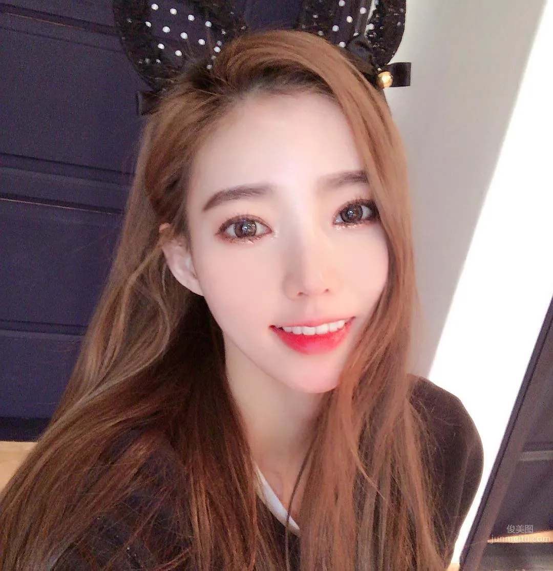 Kim Bora: KimBora photo 14