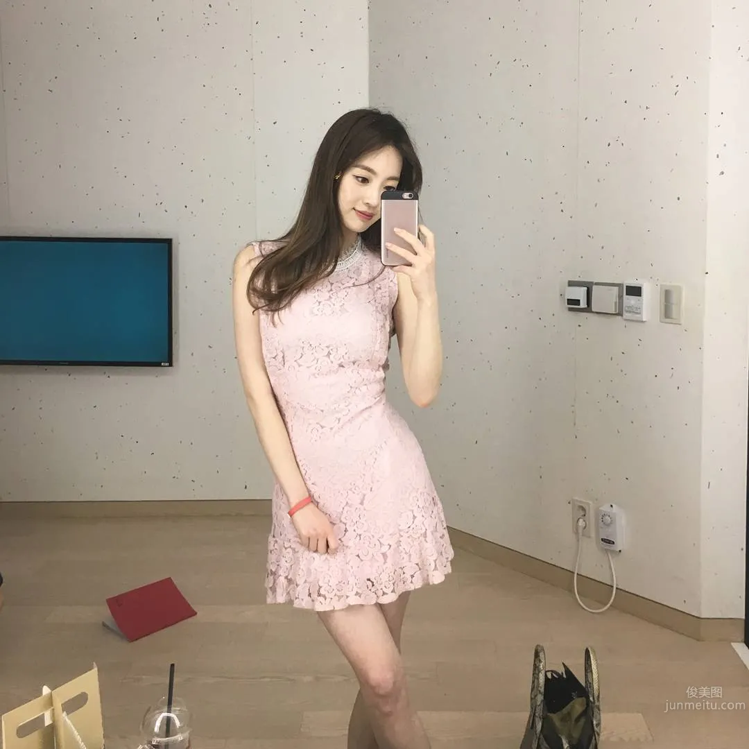 梁定原- 氣質瑜伽美女私房照 8