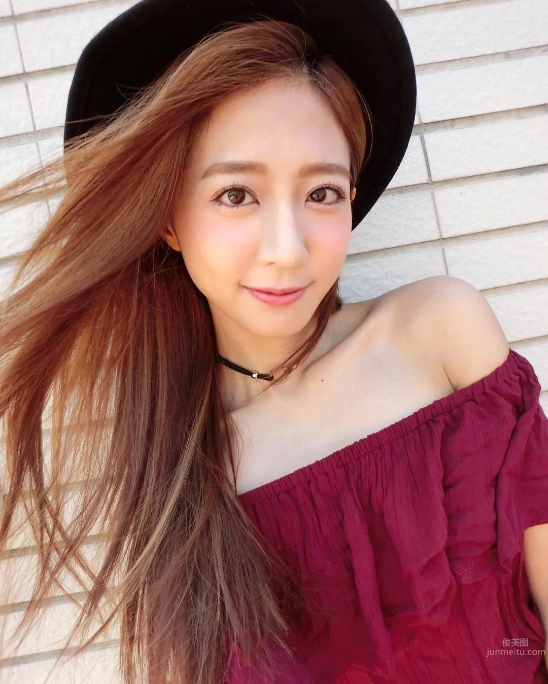Hongshi (Hong Shihan) - Bikini Beautiful Photos Full of Youthful Spirit photo 4