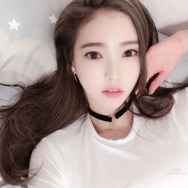 Kim Bora: KimBora photo 8