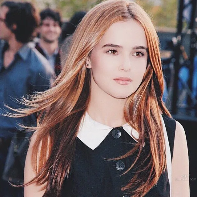 佐伊·達奇(Zoey Deutch)- 90後超正女演員性感私房照 17