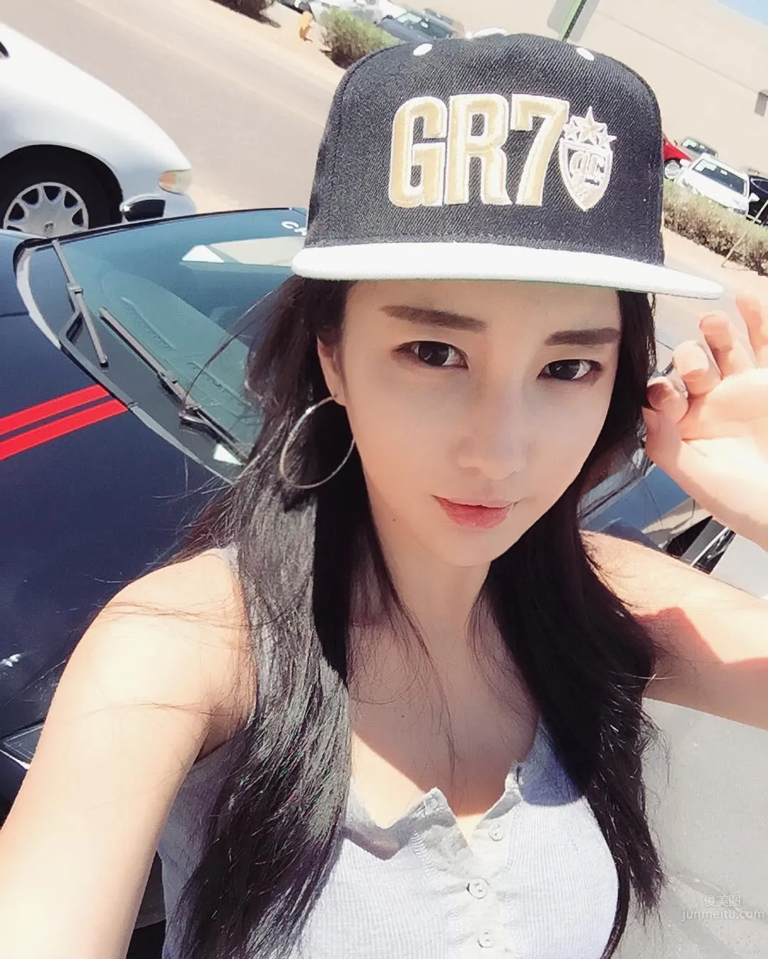 Shin Se Ha - Stunningly Beautiful South Korean Racing Queen photo 33