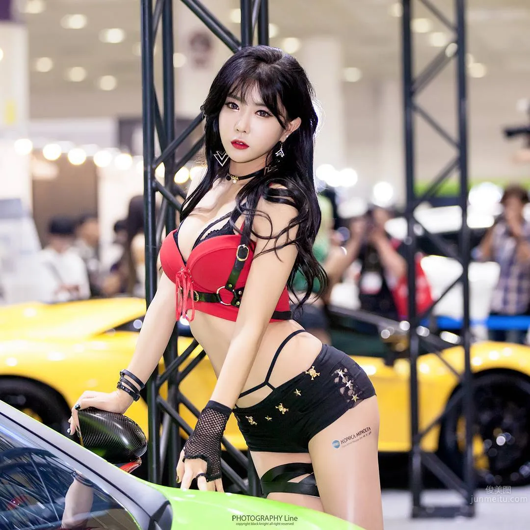 Heo Yun Mi - Off-the-Charts Looks Car Model Private Shoot photo 10