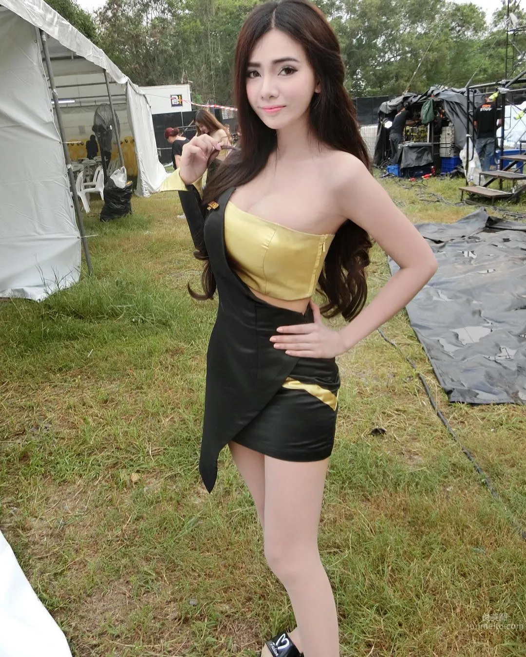Sutasinee Siriruke, Thailand's Hottest Food Stall Owner photo 10
