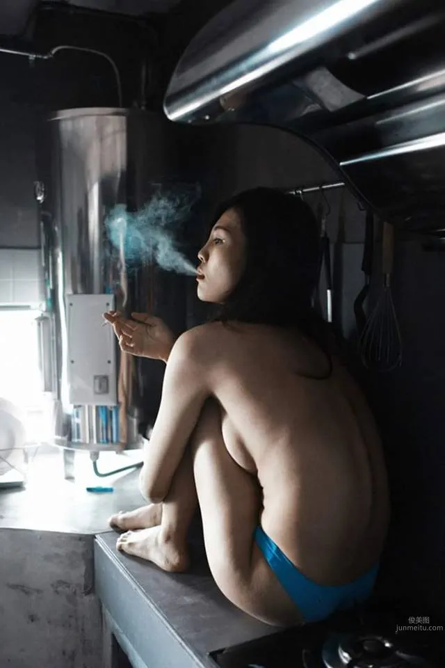 Ainslee Wang, Ice Beauty Sexy Art Photo Shoot photo 2