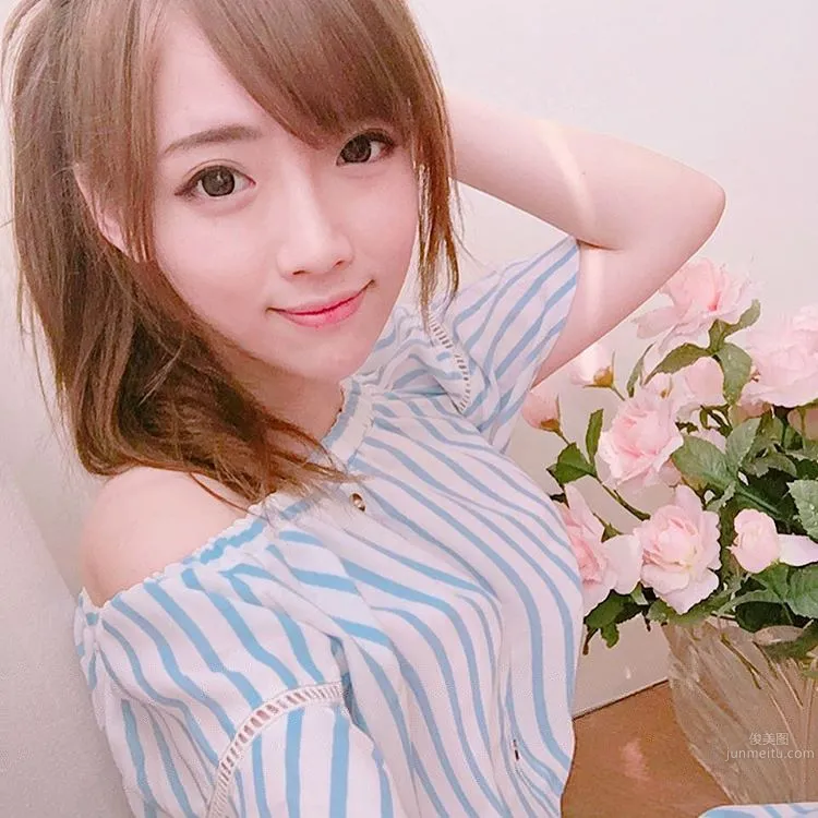 Xiaoxier Angel - Fresh and Pure Live Streamer, Charming Big Eyes That Enchant photo 2