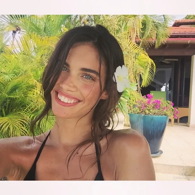 Sara Sampaio- 葡萄牙辣模性感私房照 33