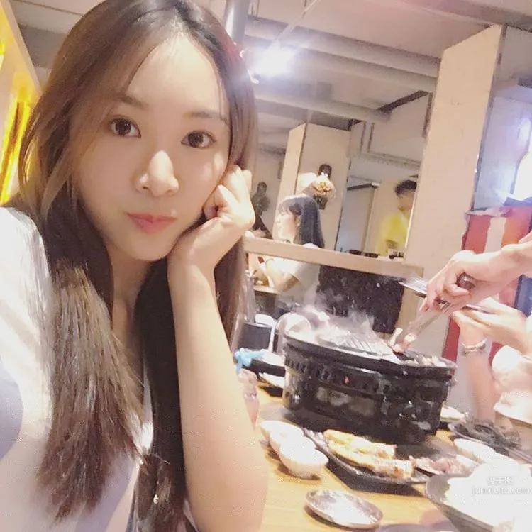 鄧以婷- IG超正私房美照 16