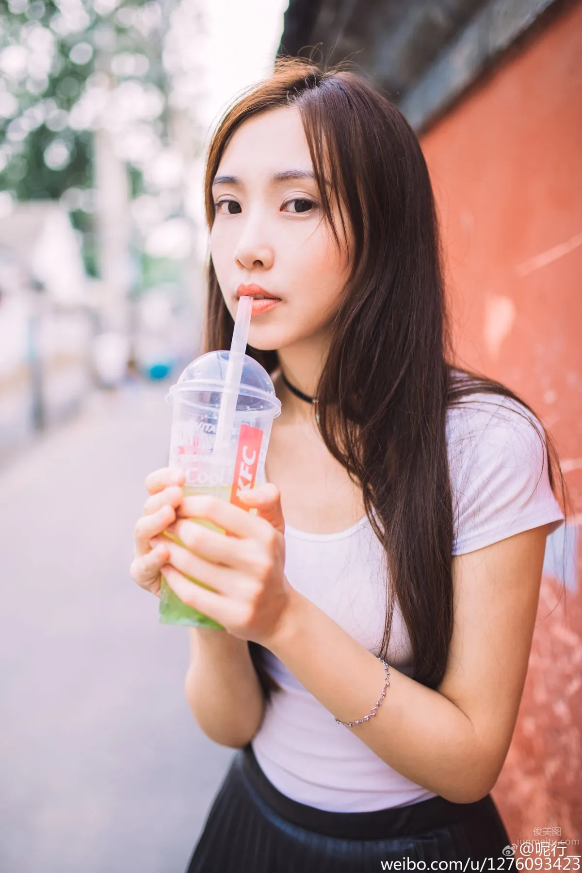 Ne Xing - Innocent Girl Super Eye-Catching Outdoor Shoot Photos photo 9