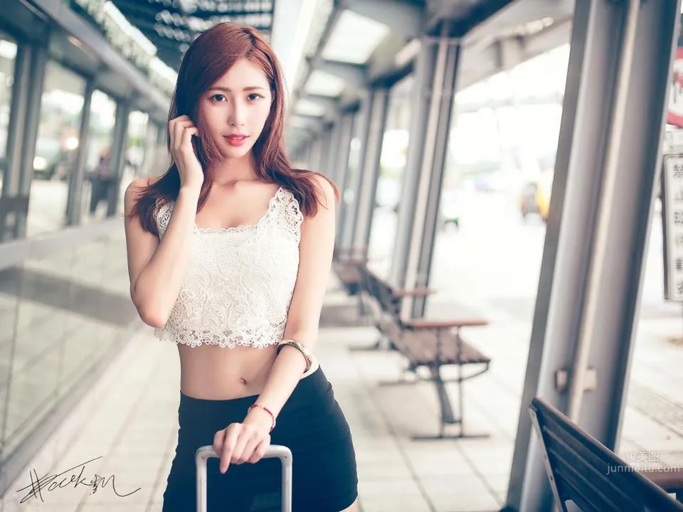 Abbie Huang, Taiwan Beautiful Legs Hot Model Designer photo 21