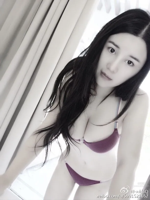 SukkiQ可兒- 宅男殺手好胸妹 18