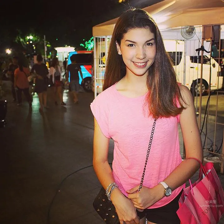 Hathaichon Durmaz - Thai Turkish Mixed-Race Beauty Pageant Star photo 3
