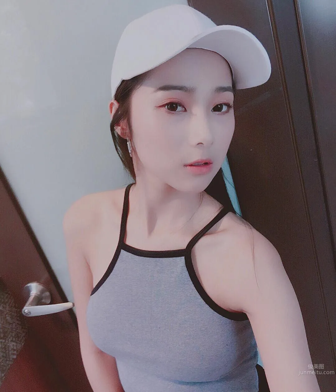 Lynne Yuxuan, Nursing Student Campus Beauty Beautiful Inside and Out photo 7