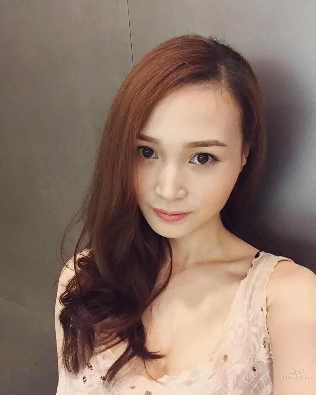 Miina陳- 極品映客女主播好身材私房照 16