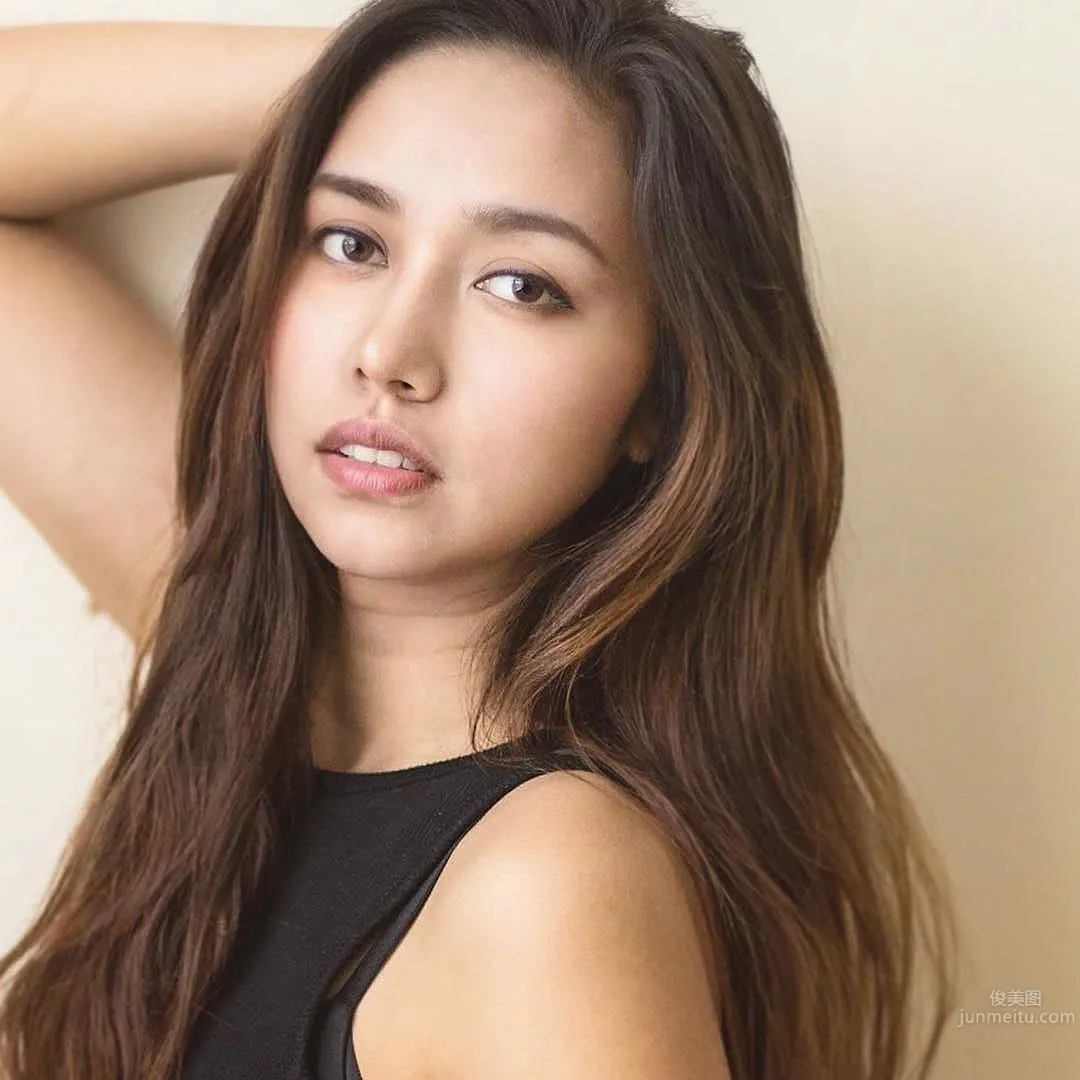 Peng Meishi Mercedez - Chinese Western German Mixed Race Model photo 3