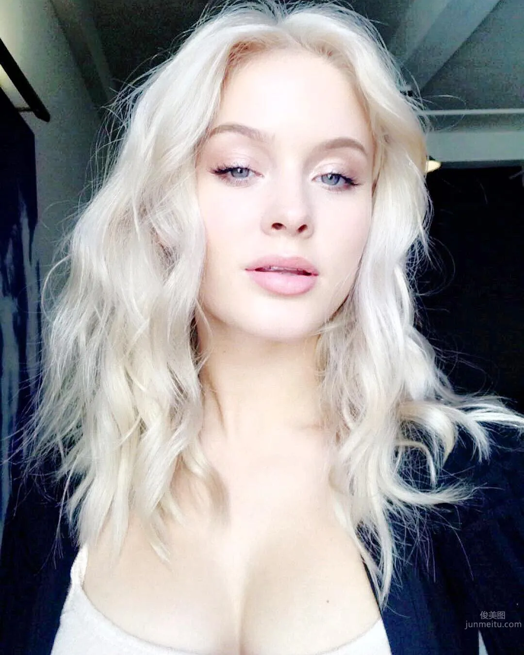 莎拉·拉爾森(Zara Larsson)- 瑞典創作才女私房照 9