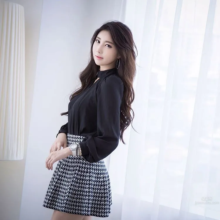 Shin Se Ha - Stunningly Beautiful South Korean Racing Queen photo 24
