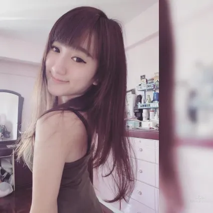 楊寶貝(楊虹玲)- 馬來西亞第一文藝女青年