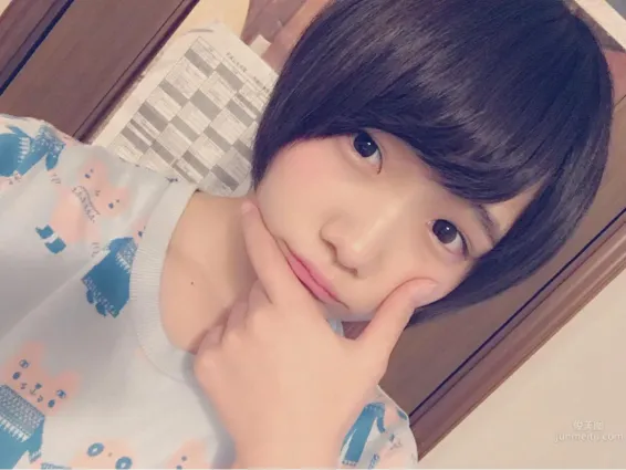 河井玲奈- 新晋美少女Twitter私房照