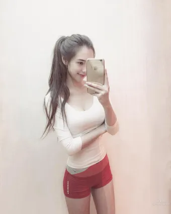 張凱玲- 氣質女神比基尼最新寫真