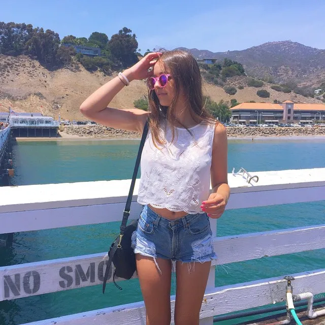 Sophie Mudd - American Sweetheart with an Amazing Figure photo 5
