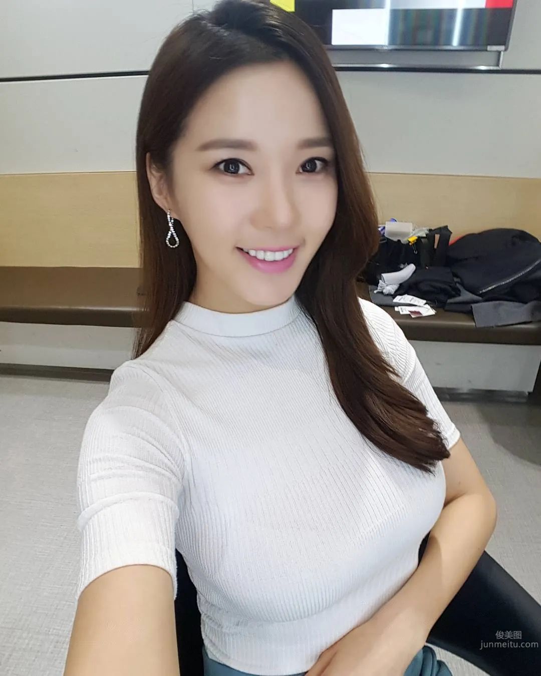 Ray Yang - Fitness Trainer with Both Beauty and Elegance photo 3