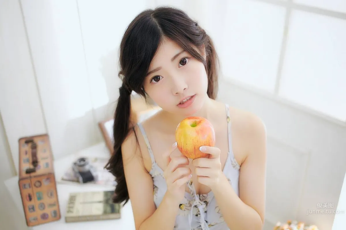 舒舒SuSu- 邻家女孩的超高颜让人过目不忘！_4