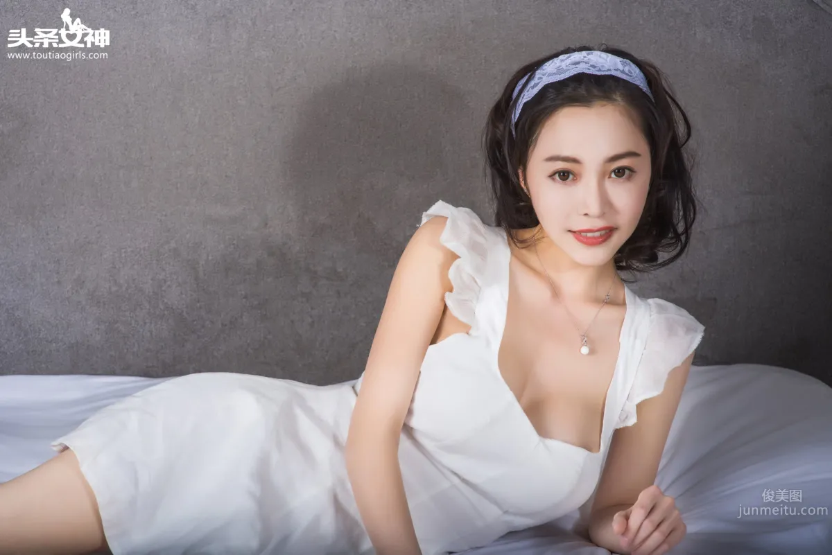 Xiao Ai, [TouTiao Goddess] 2016-12-10 Sensitive New Wife photo 4