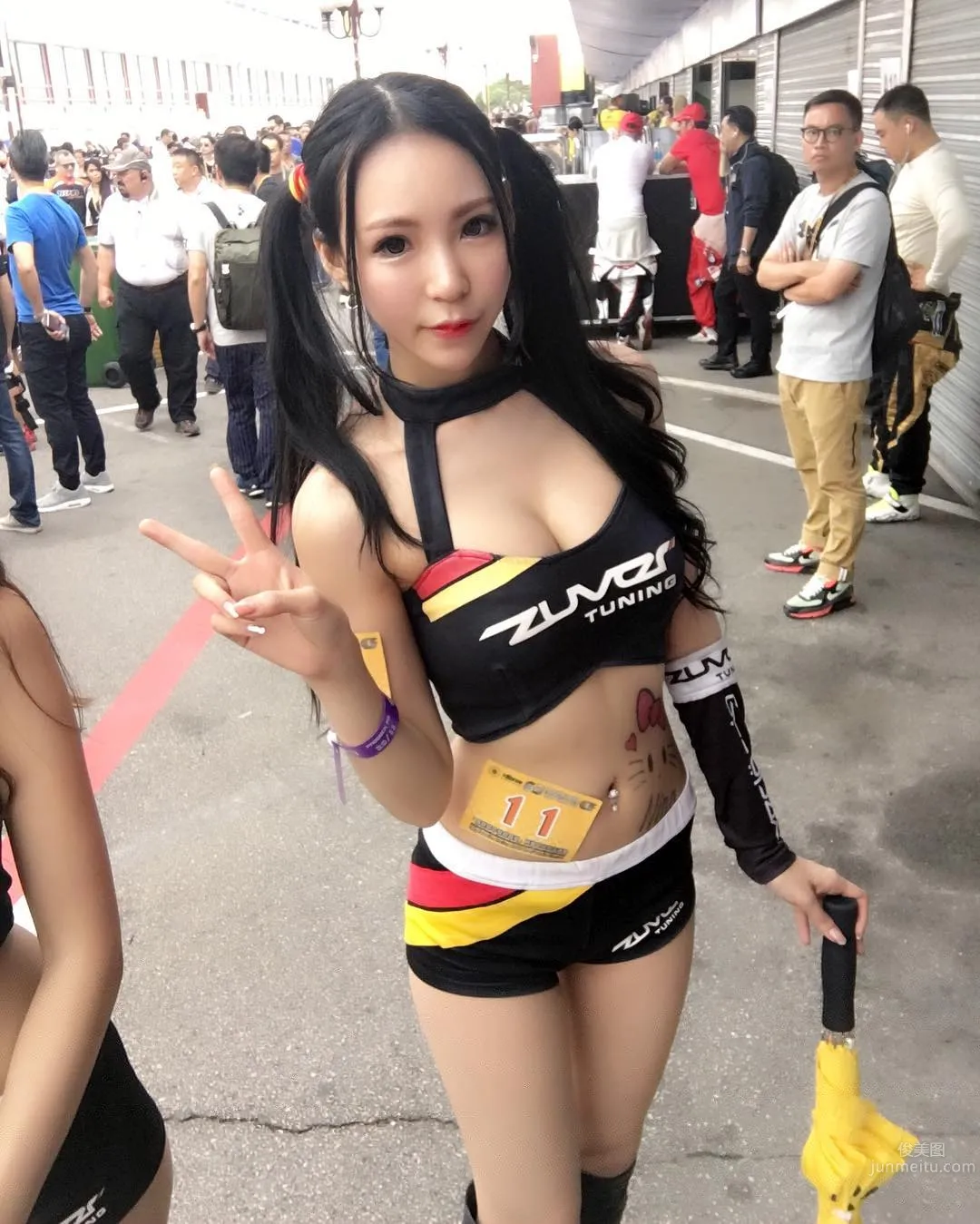宁宁- 台湾运动型美女车模_6